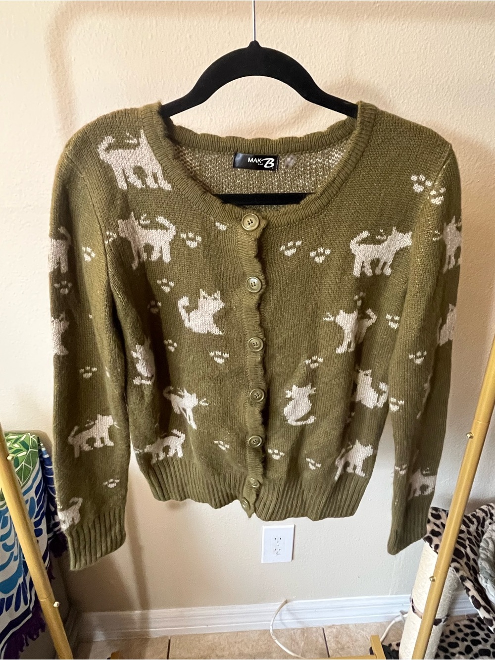 Mak B Olive Green Cat Pattern Button-Up Sweater